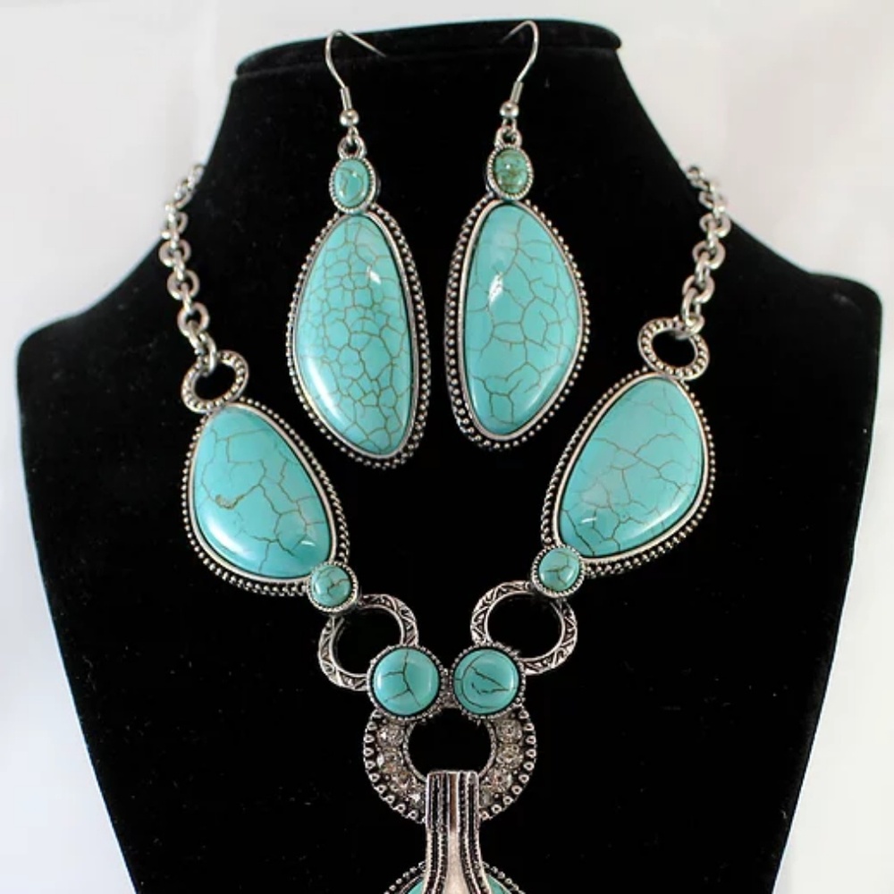 Turquoise Howlite Set - Picture 2 of 2